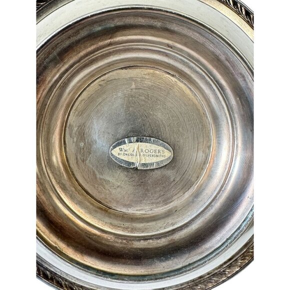 Vintage  Wm. A Rogers 862 Silver Plated Round Serving Bowl Casserole With Lid - Picture 8 of 12